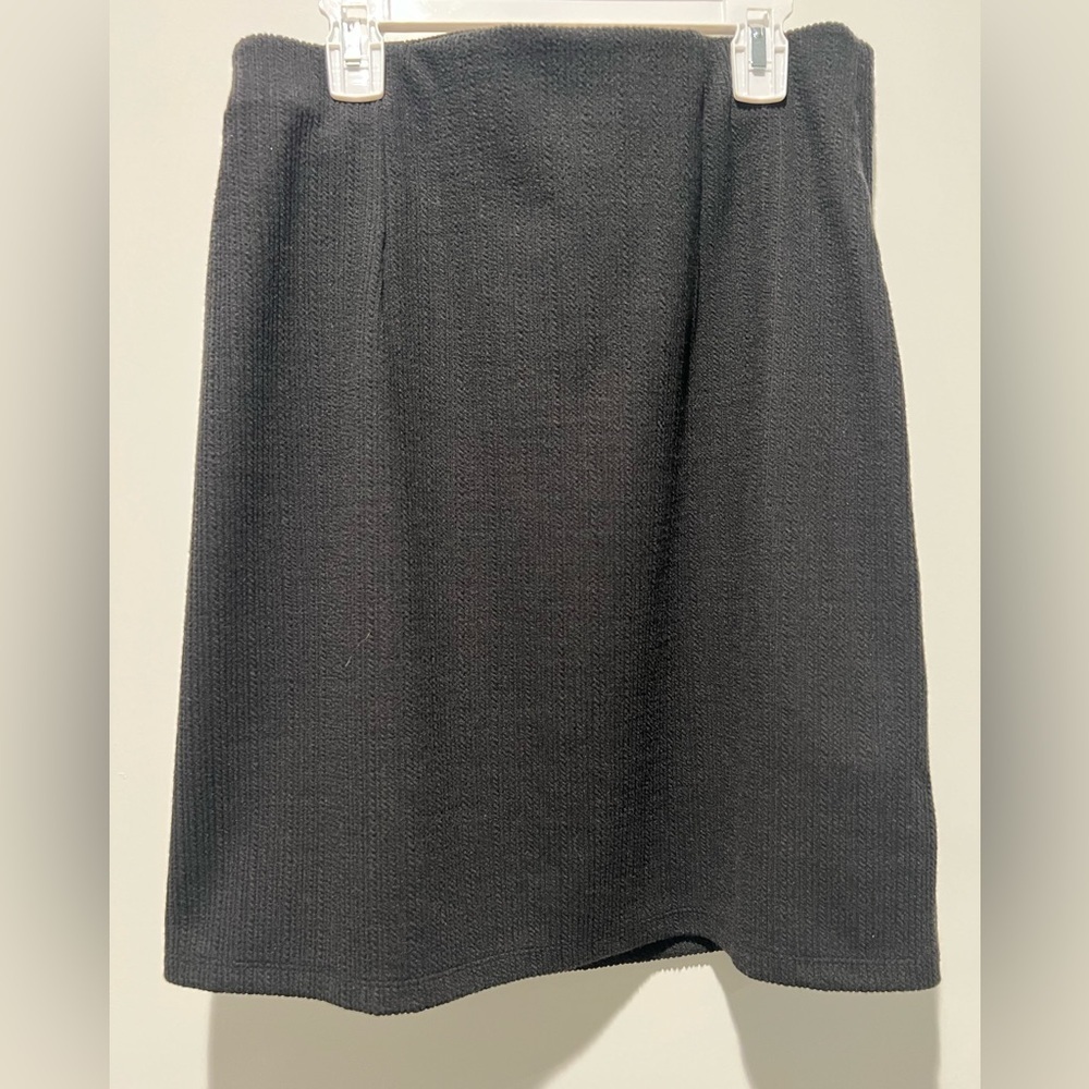 LOFT Outlet Wrap Side Tie Black Skirt NWT size small - Picture 2 of 5